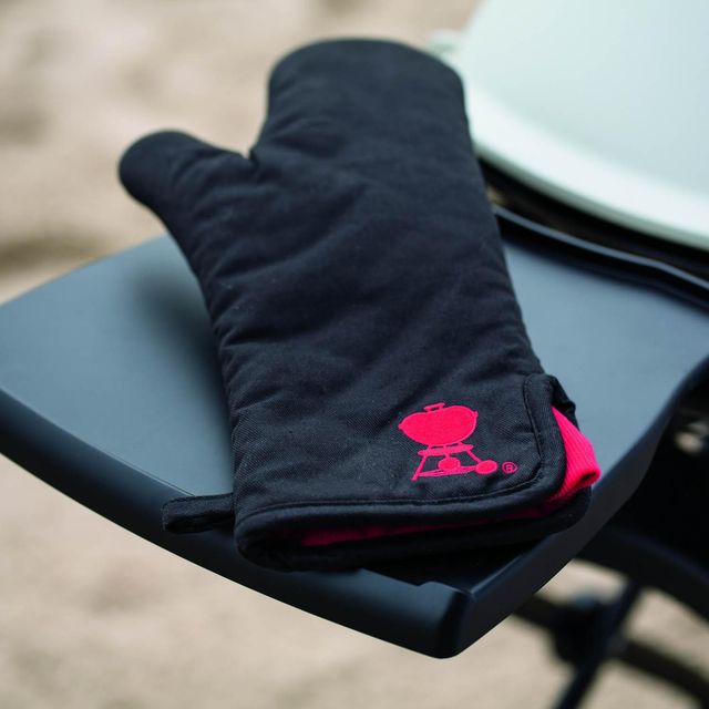 Weber® Black Barbecue Mitten-1