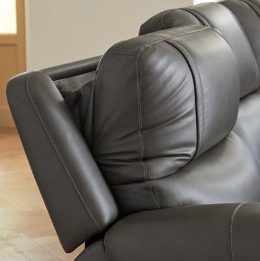 Signature Design by Ashley® 5Z - Pittson 3-Piece Anchor Small Spaced Power Reclining Sectional -1