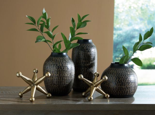 Signature Design by Ashley® Vinburn 5-Piece Black/Gold Accessory Set-1