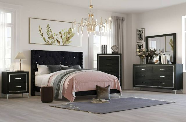 New Classic® Home Furnishings Huxley Black King Panel Bed-1