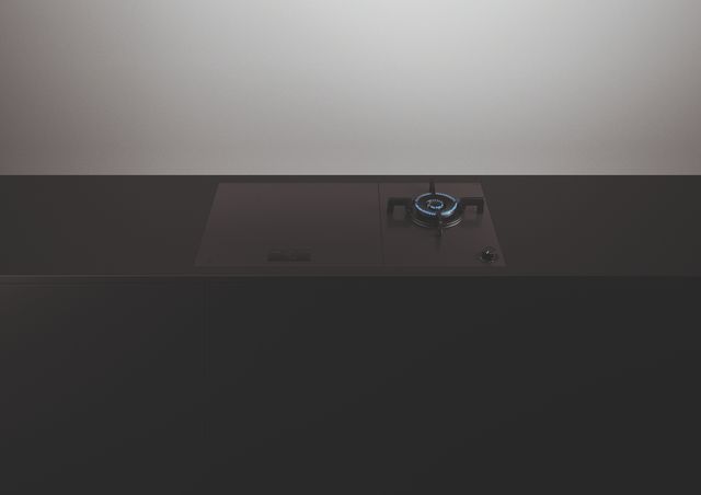 Fisher & Paykel 15" Black Glass Gas Cooktop-2