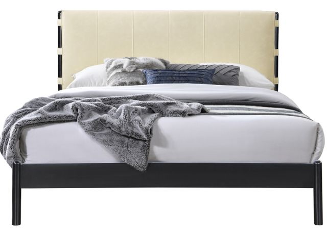 Meridian Furniture Abigail Cream/Black King Upholstered Panel Bed-1