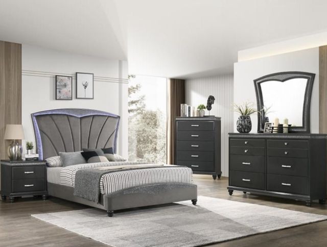 Crown Mark Frampton Gray Bed-1