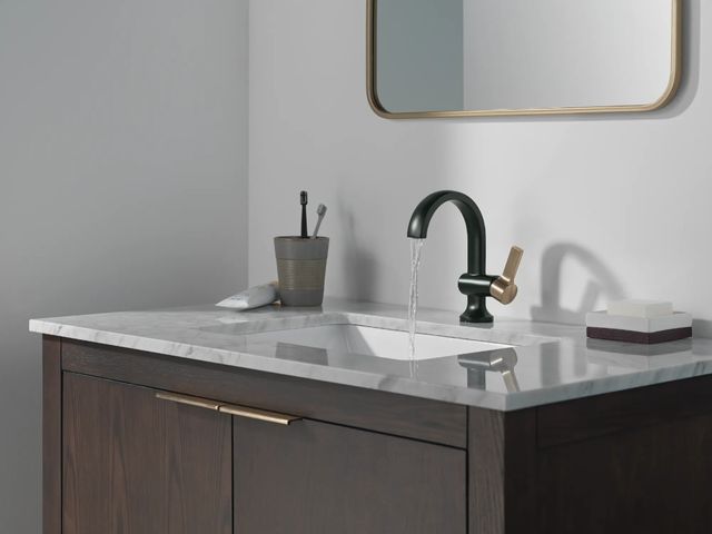 Delta Albion™ Matte Black / Champagne Bronze Single Handle Bathroom Faucet-3