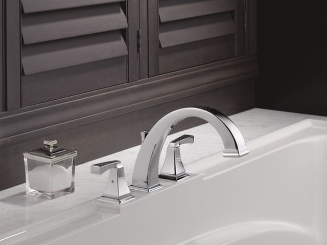 Delta Dryden® Chrome Roman Tub Trim-1