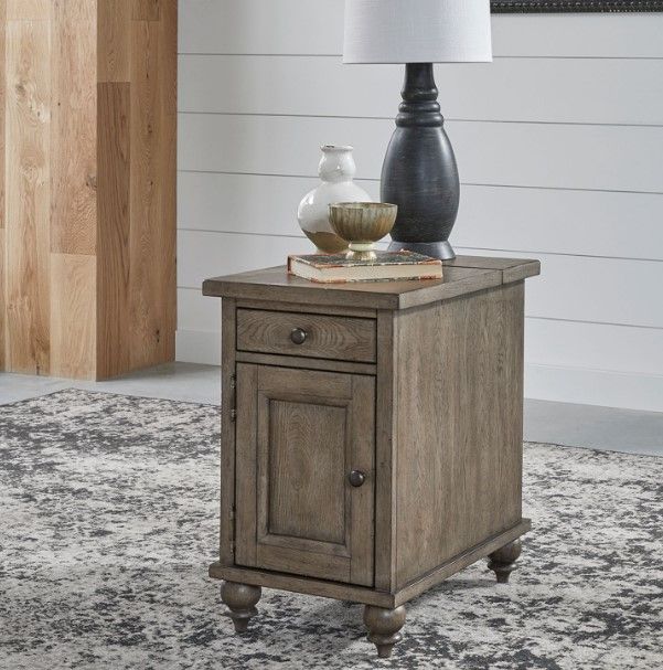 Liberty Furniture Americana Farmhouse Dusty Taupe Chairside Table-1
