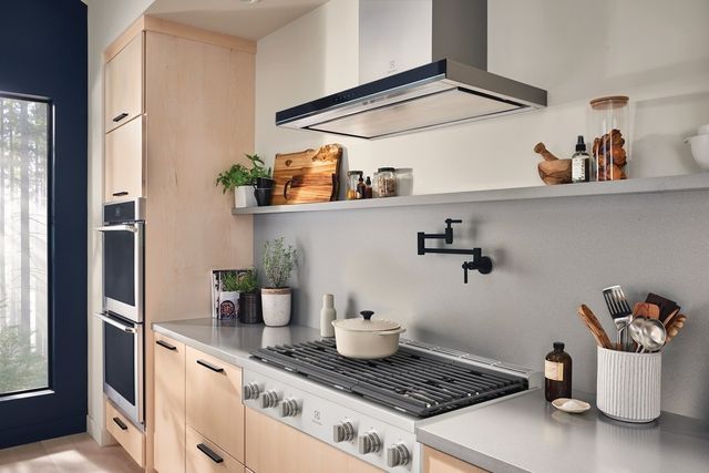 Electrolux 36" Stainless Steel Gas Rangetop-9