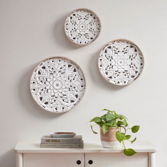 Olliix by Madison Park Medallion Trio 3 Natural/White Wood Wall Decoration Set-3