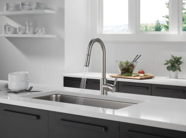 Peerless Precept® Stainless 16" Single Handle Pull-Down Kitchen Faucet-3