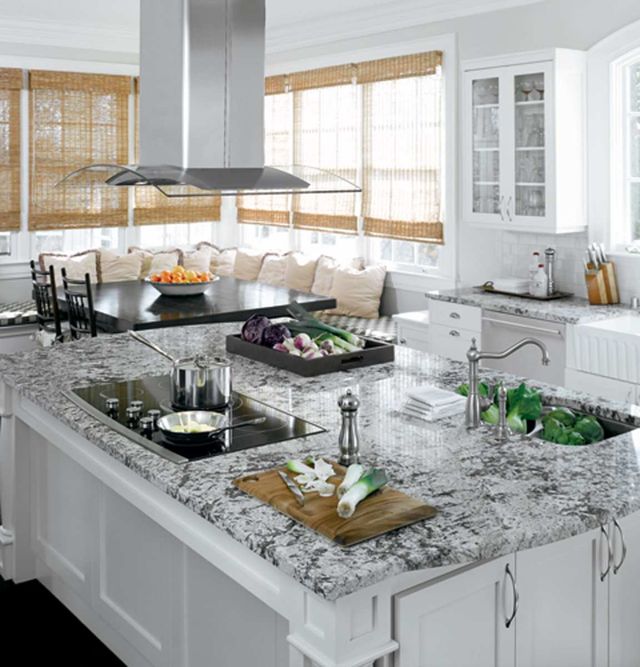 Monogram® 36" Glass Canopy Island Ventilation-4