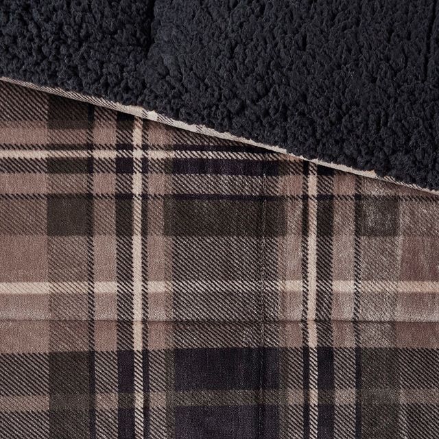 Olliix by Woolrich Alton Brown/Black Full/Queen Plush to Sherpa Down Alternative Comforter Set-4