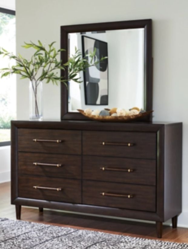 Benchcraft® Dantenton Merlot Dresser and Mirror-4