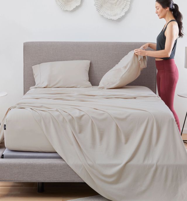 BEDGEAR® Hyper-Linen™ Performance® 4-Piece Medium Biege Split King Sheet Set-3
