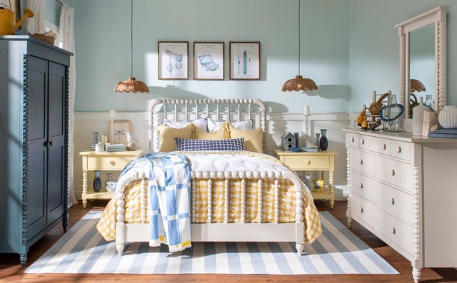 Legacy Classic Lake House Sailcloth King Jenny Lind Bed-2
