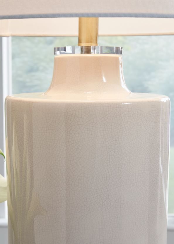 Signature Design by Ashley® Cylener Off White Table Lamp-2
