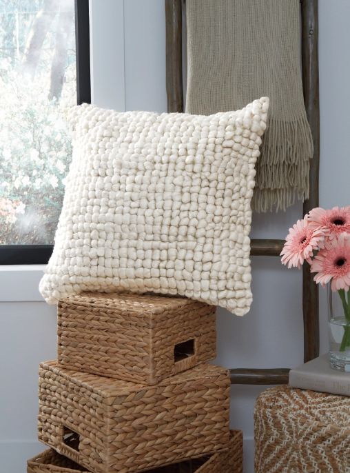 Signature Design by Ashley® Aavie Ivory Pillow-3
