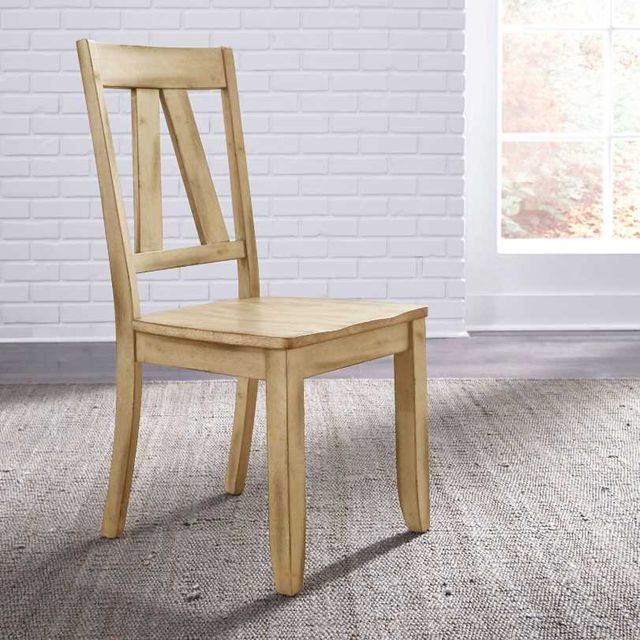 Liberty Furniture Lindsey Farm Natural Splat Back Dining Side Chair-1