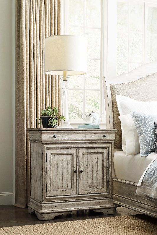 Kincaid® Selwyn Cottage White Wexford Bachelors Chest-2