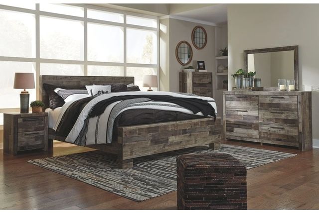 Benchcraft® Derekson Multi Gray King Panel Bed-3