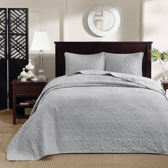 Olliix by Madison Park Grey Queen Quebec Reversible Bedspread Set-2