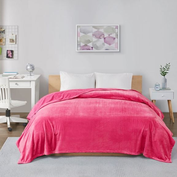 Olliix by Intelligent Design Microlight Plush Pink King Oversized Blanket-4
