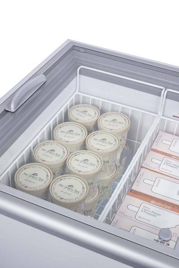 Summit Commercial® 16.6 Cu. Ft. White Chest Freezer-5