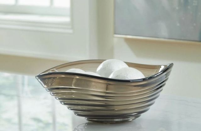 Signature Design by Ashley® Solariston Brown/Gray Bowl-3
