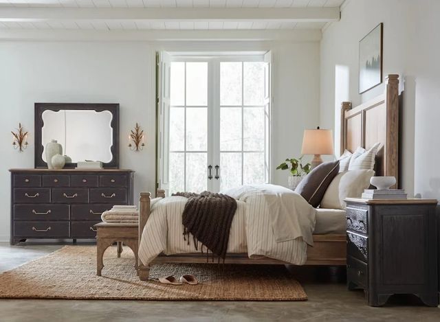 Hooker® Furniture Americana Honey California King Panel Bed-1