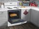 Cuisinière électrique autoportante de 30 po Amana® de 4.8 pi³ - Blanc-4