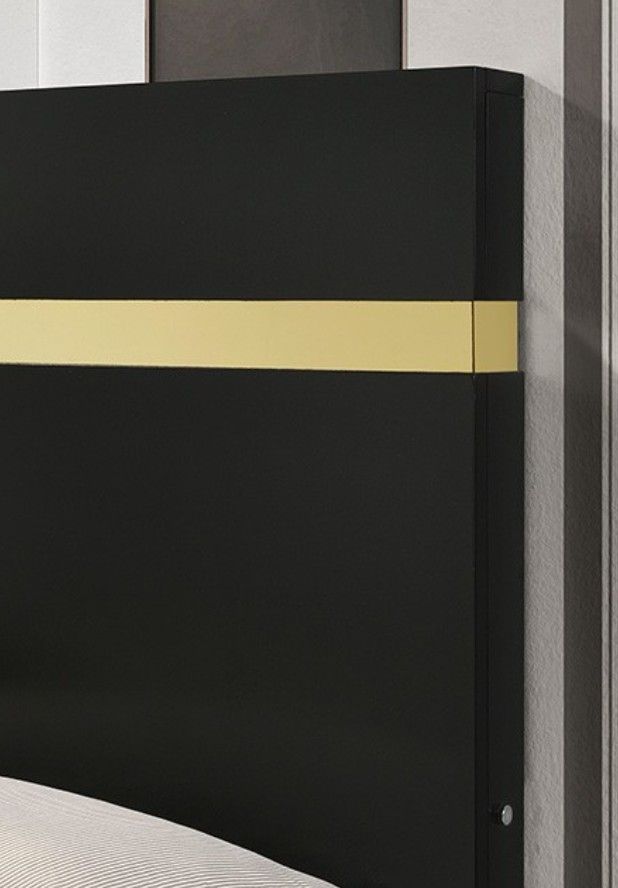 Furniture of America® Lillestrom Black/Gold King Bed-1