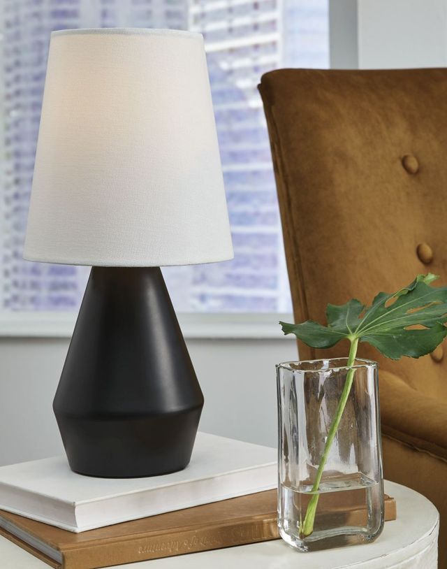 Signature Design by Ashley® Lanry Black Metal Table Lamp-2