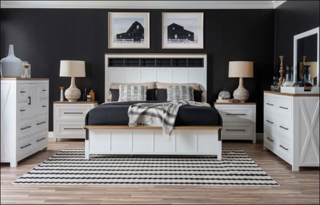Legacy Classic Franklin Natural White Queen Window Panel Bed with Footboard Bench-1