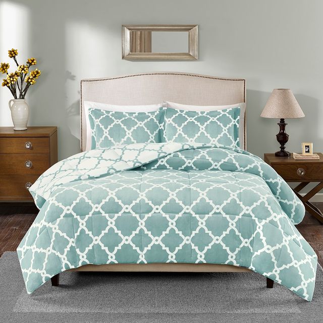Olliix by True North by Sleep Philosophy Peyton Aqua Full/Queen Reversible Plush Comforter Mini Set-0