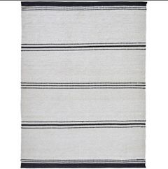 Renwil® Alice 2'x3' Throw Rug