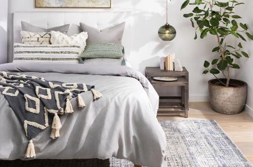Surya Tut Medium Gray 50"x60" Throw Blanket-3
