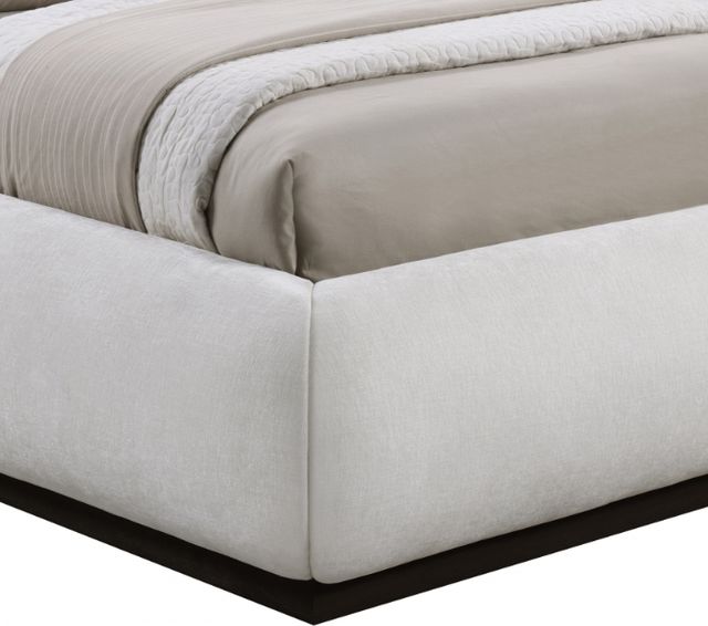 Meridian Furniture Vaughn Cream Twin Chenille Fabric Upholstered Panel Bed-3