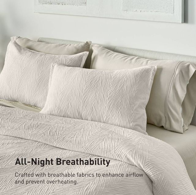 BEDGEAR® Performance® 3-Piece Arrowhead/Cream Moisture-Wicking Queen Duvet and Sham Set-3