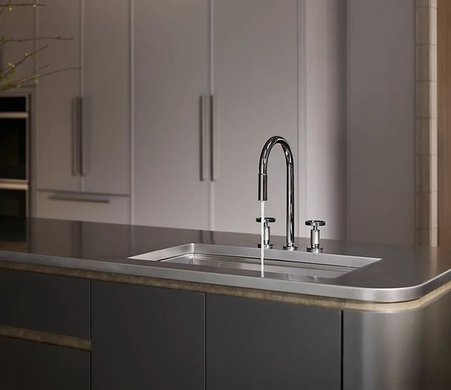 KOHLER® Billet® Vibrant French Gold Touchless Kitchen Sink Faucet with 2-Function Sprayhead and Round Handles-3