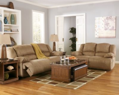 Signature Design by Ashley® Hogan Mocha Reclining Sofa-3