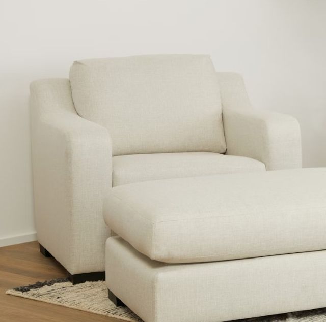 Flexsteel® Customizable Quinn Chair-1