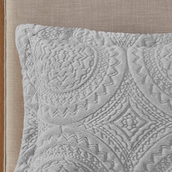 Olliix by Madison Park Arya Grey Full/Queen Embroidered Medallion Faux Fur Ultra Plush Comforter Mini Set-1
