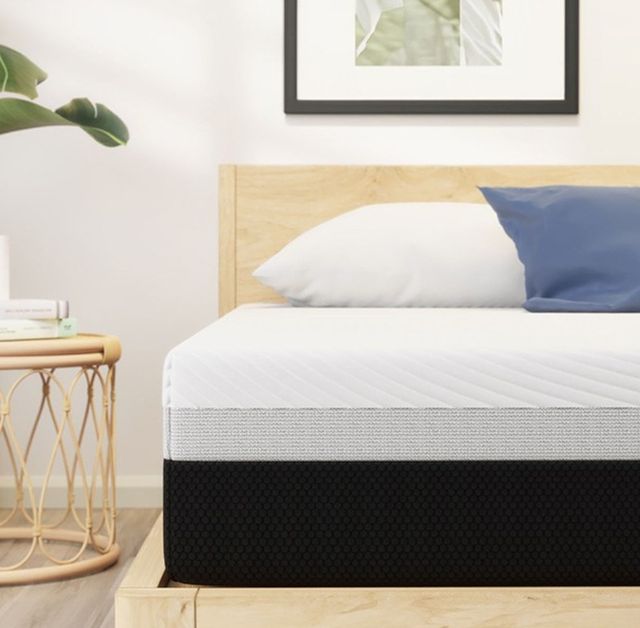 Furniture of America® Verbena 12" Hybrid Medium Firm Tight Top King Mattress in a Box-2