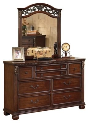 Signature Design by Ashley® Leahlyn 4-Piece Warm Brown Queen Panel Bed Set-2