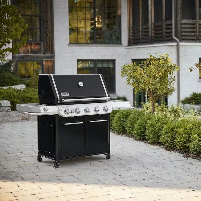 Outdoor Kitchen Design Example