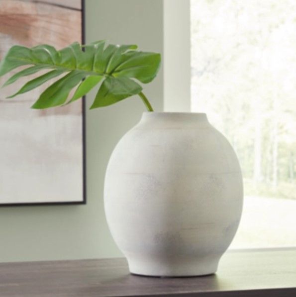 Signature Design by Ashley® Clayson Sage Green 10'' Vase-1