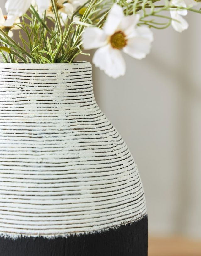 Signature Design by Ashley® Girtha Antique White/Black Vase-1