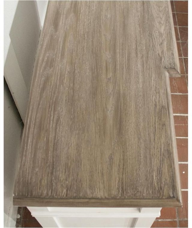 Riverside Furniture Myra Server-3