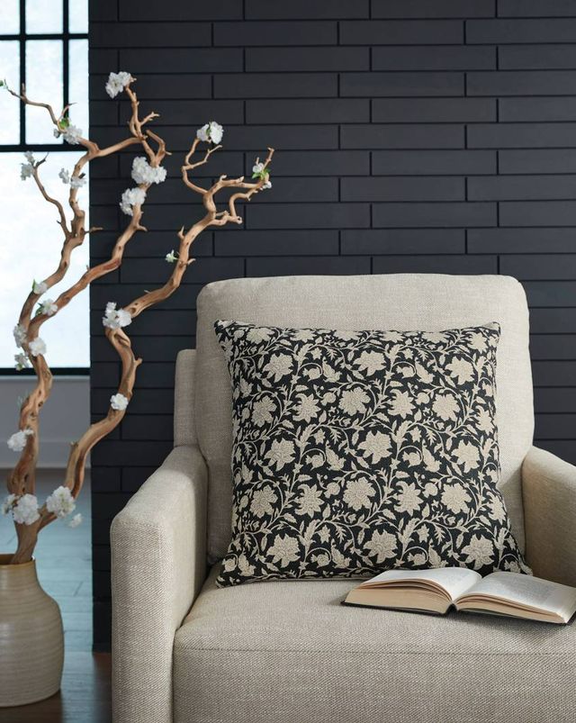 Signature Design by Ashley® Alanderson Black/Ivory Throw Pillow-3