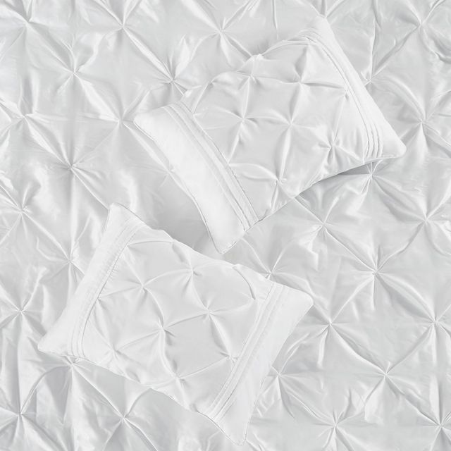 Olliix by Madison Park Laurel 7 Piece White California King Tufted Comforter Set-3