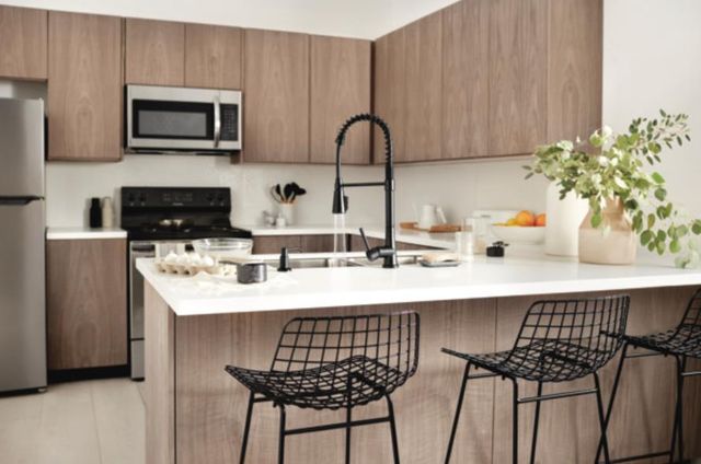 Peerless Precept® Matte Black Single Handle Commercial Style Kitchen Faucet-2